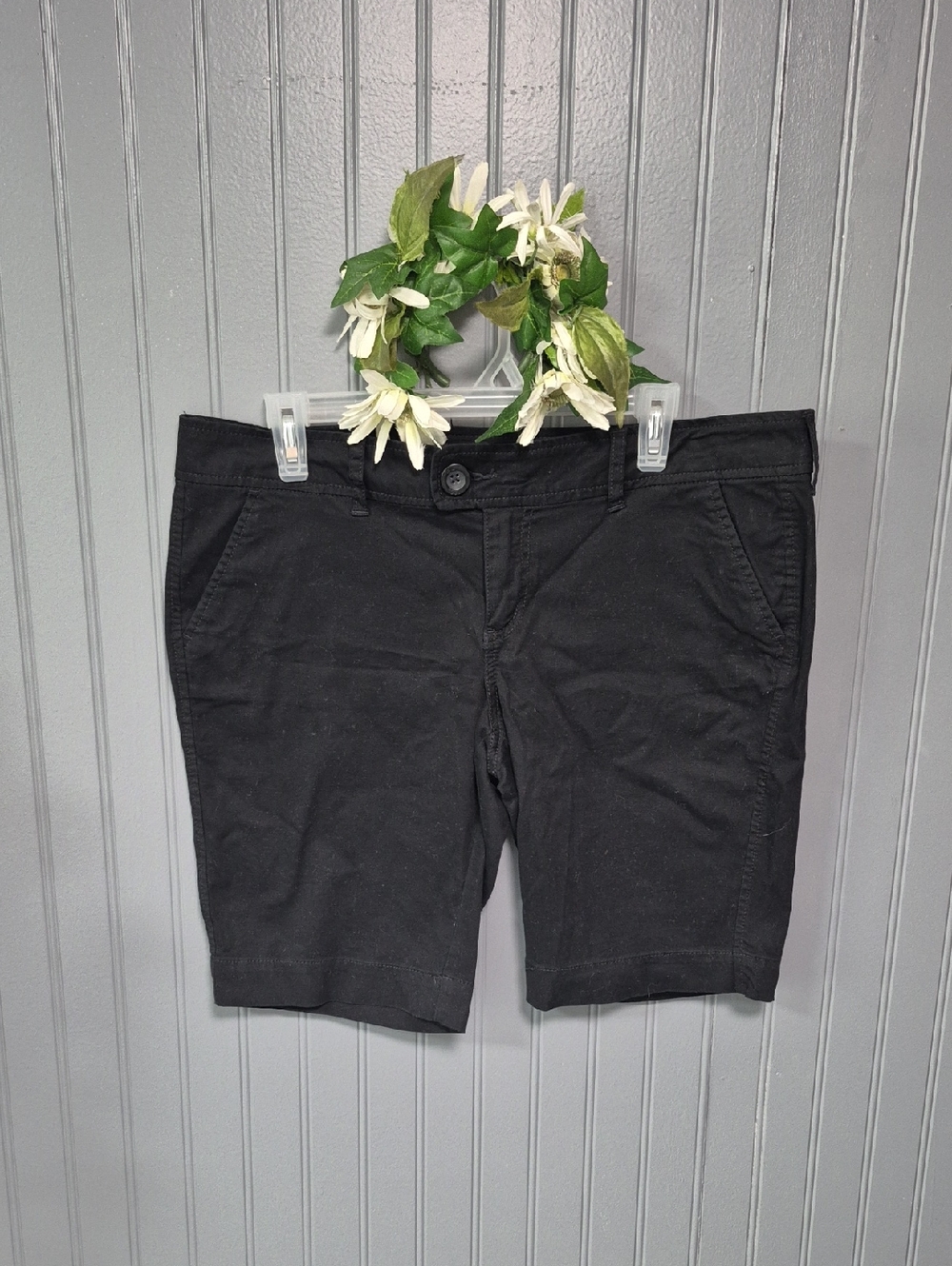 Arizona Jean Co. Bermuda Shorts - Picture 4 of 10